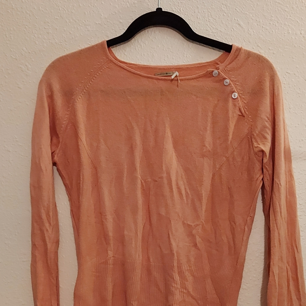 Soft orange long sleeve sweater tee